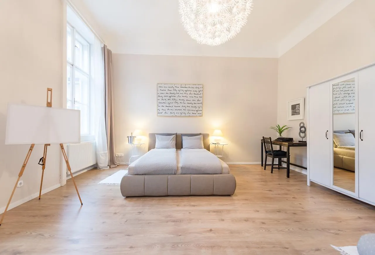 Paulay Apartment Budapest Hungary